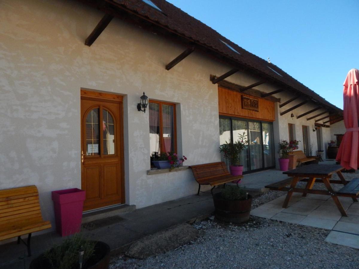 Gite Chez Marcel Et Bea La Chapelle-Saint-Sauveur  Zewnętrze zdjęcie