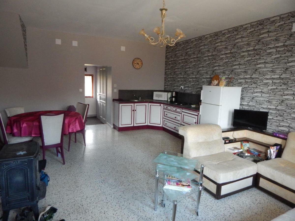 Gite Chez Marcel Et Bea La Chapelle-Saint-Sauveur  Zewnętrze zdjęcie